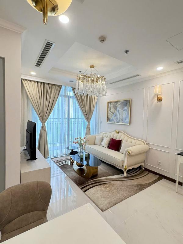 Bán căn 2PN giá 11,7 tỷ, nội thất decor mới, đã có sổ hồng.