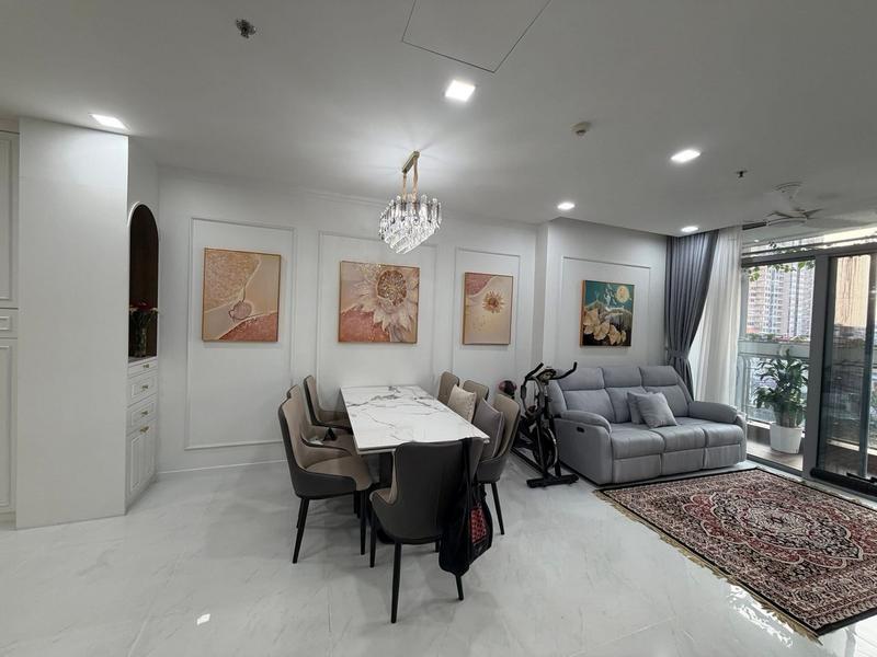 Chuyển nhượng 2PN khu Park giá 9 tỷ, nội thất đẹp sổ hồng