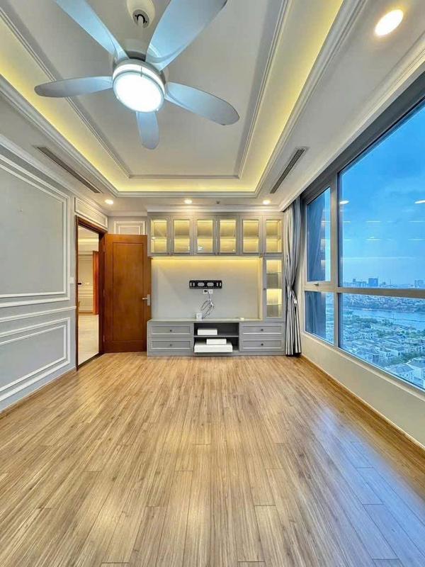 Apartment photo 5