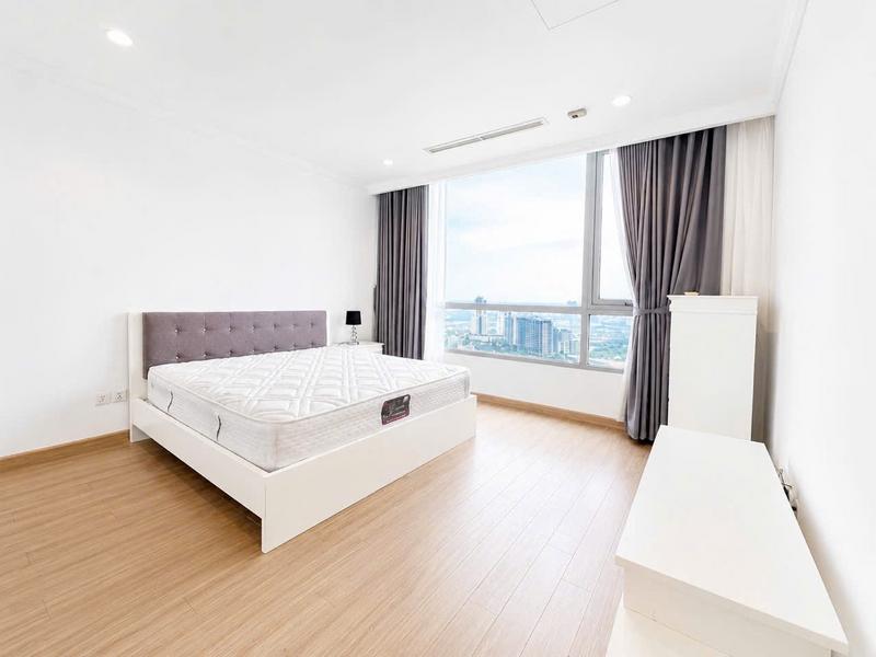 Apartment photo 5