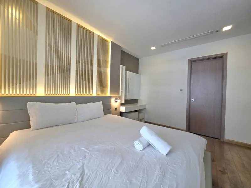 Apartment photo 1