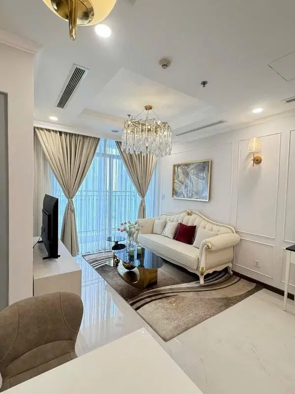 Căn 2PN Sang Trọng view nội khu, Landmark 6