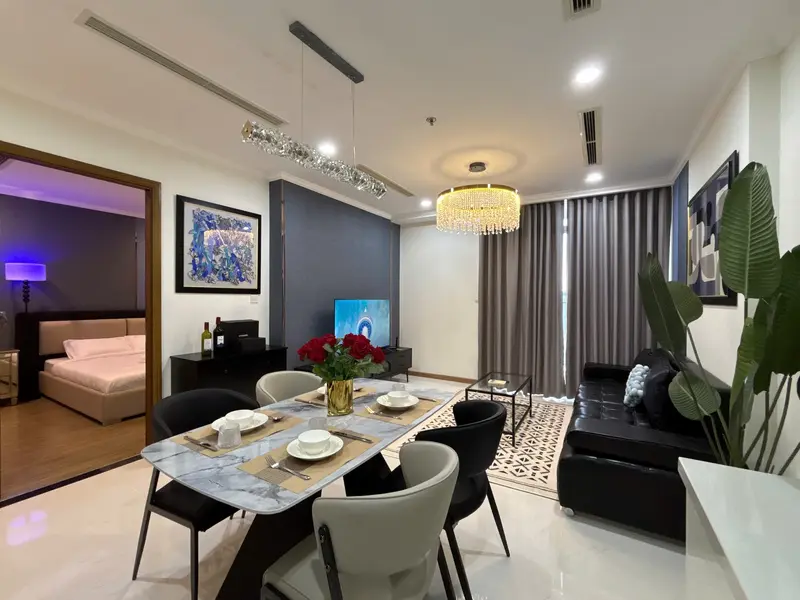 Chic 1Br with Bitexco View, Landmark 3