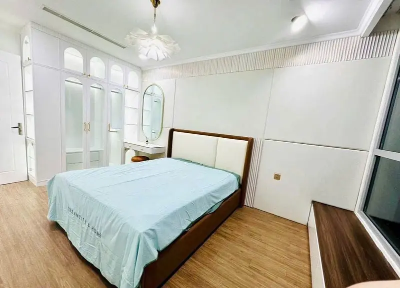 Apartment photo 5