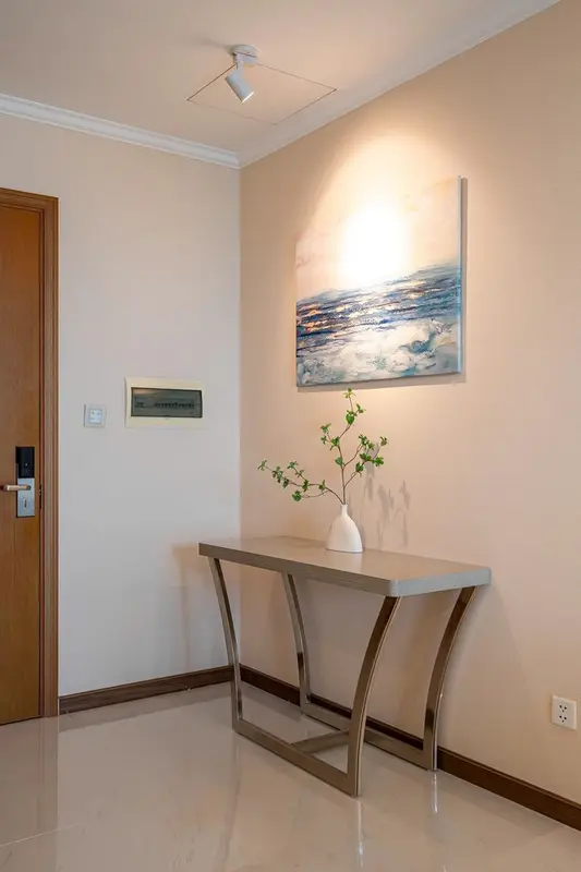 Apartment photo 2