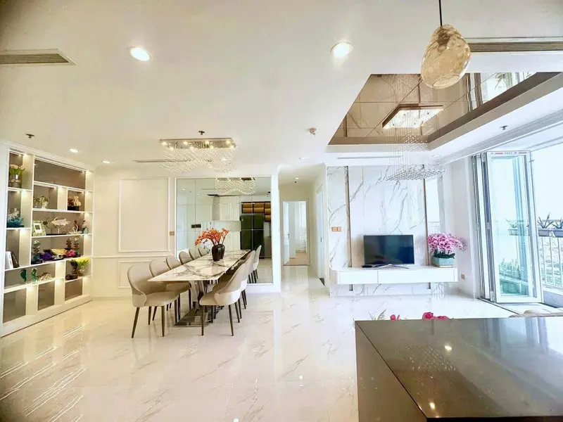 Apartment photo 1