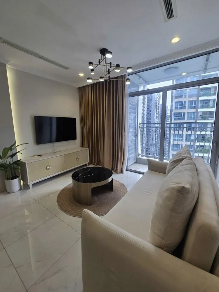 Apartment photo 2